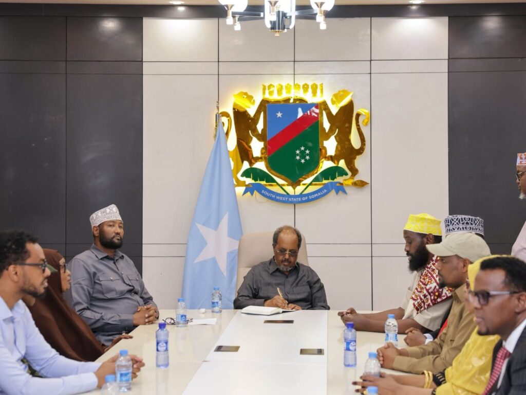 President Mohamud Holds Talks With South West Elders on Peace and Governance President Mohamud Holds Talks With South West Elders on Peace and Governance