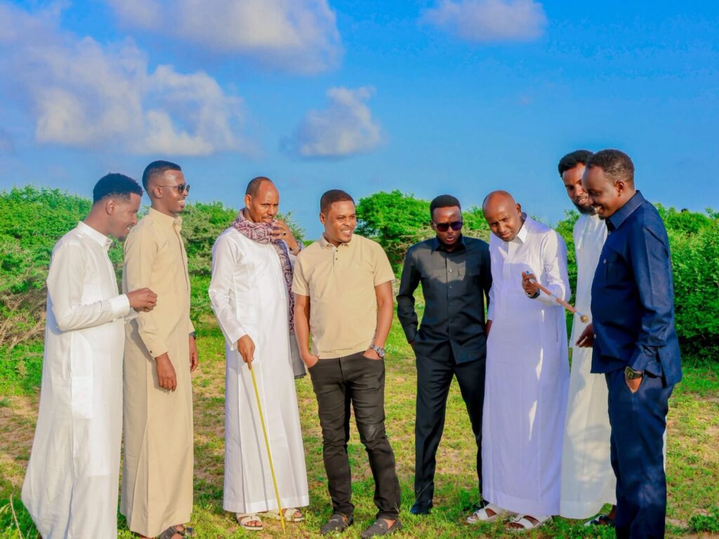 Government Officials Visit Tourism Site in Signal of Confidence over Mogadishu’s Security Government Officials Visit Tourism Site in Signal of Confidence over Mogadishu’s Security