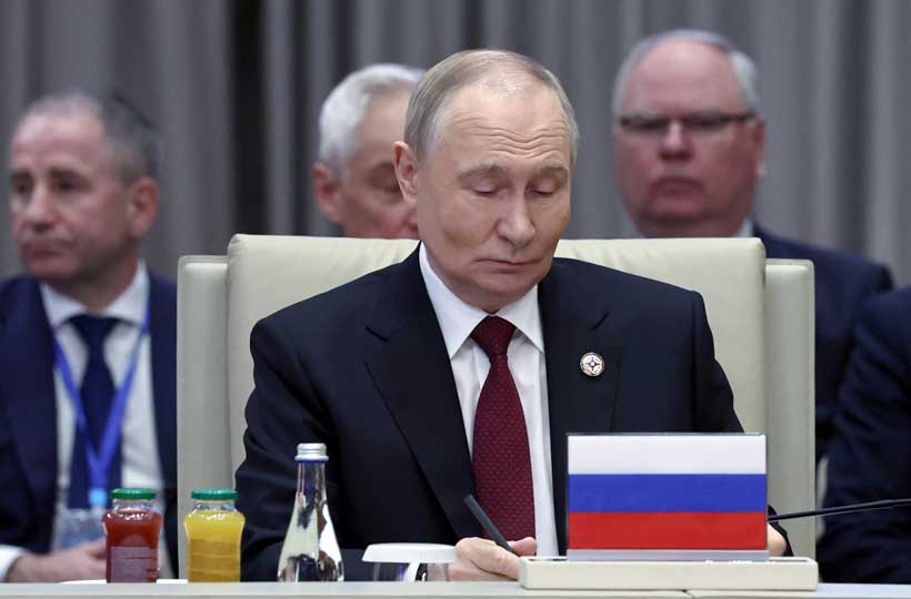 Russia’s Arrest of a Former Loyalist Sends a Warning Beyond the Opposition Russia’s Arrest of a Former Loyalist Sends a Warning Beyond the Opposition